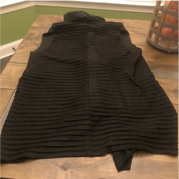 Le Moda Sleeveless Longline Cardigan - Picture 14 of 15